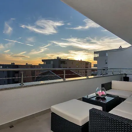 Apartament Penthouse Lush Makarska