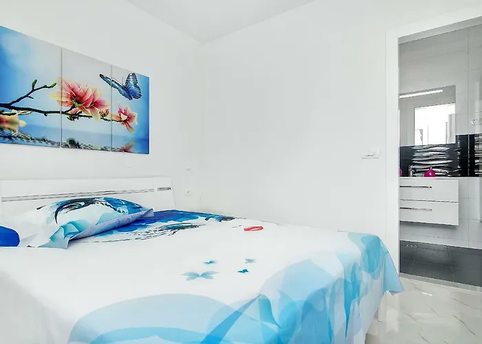 Penthouse Lush 公寓