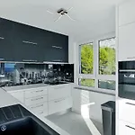 Penthouse Lush Apartment *