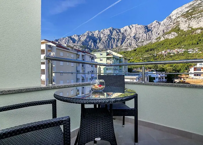 Penthouse Lush * Makarska